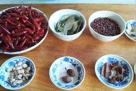 教你秘制火锅底料，做一次够吃一年，还不会坏，关键是最后这一步