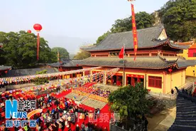 柳城县开山寺建寺200周年图片