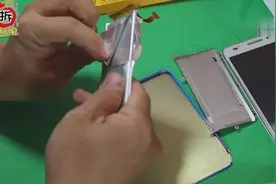 你对手机电池了解么，拆解手机电池，聚合物电池，智能手机电池视频封面