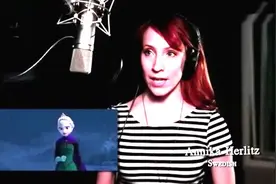电影《冰雪奇缘》主题曲《Let It Go》25国语言真人版视频封面