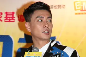 黄宗泽半裸戏拒邀日模女友看 徐子珊扮丑女嫌自己不够丑图片