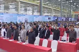 4月29日武当山机场开通至北京、深圳、长春航线图片