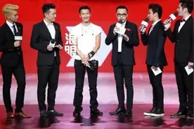 谢霆锋居然比王菲还矮？原来他只是看起来像是一个长腿欧巴视频封面