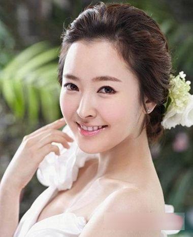 胖圆脸弄什么发型显瘦,15款胖圆脸适合的发型!