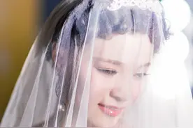 脸胖的新娘拍婚纱照怎么显瘦图片