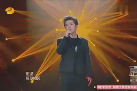 李健《贝加尔湖畔》，秋裤男神又把我暖哭了！图片