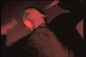 《高级动物》摇滚之神，听了就知道窦靖童的音乐天赋强大的原因了图片