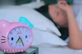 一首《爱的世界里只有你》，太美了！图片