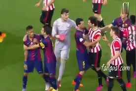 火爆三兄弟！梅西&苏神&内马尔球场上冲突打架&愤怒瞬间大合集图片