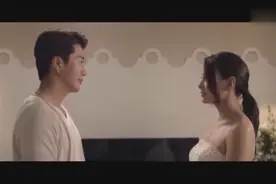 《情敌蜜月》中韩电影张雨绮、权相佑他们一起拍婚纱片段视频封面