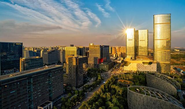 城南依旧高不可攀，这个“城市孤品”或将成为大源最后“入场券”