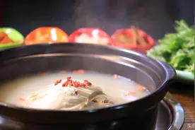 成都人冬至爱羊肉汤，吃腻了简阳麻羊，巴中南江黄羊居然更好视频封面