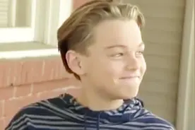 年仅16岁的小李子莱昂纳多太可爱了，感觉还是邻家小男孩