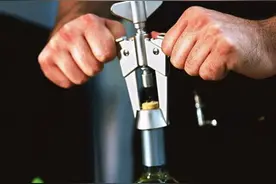 提升开瓶乐趣—— Kurketrekker Corkscrew红酒开酒器图片