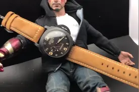 古力娜扎送给张翰最后的礼物，千元分手礼却被张翰当场扔了视频封面