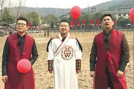 “极限男人帮”玩穿越 岳云鹏王迅说相声图片