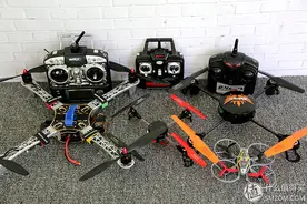 花样玩转四轴飞行器图片