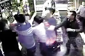 男子KTV持刀捅人后逃跑 借手机询问伤情暴露行踪图片