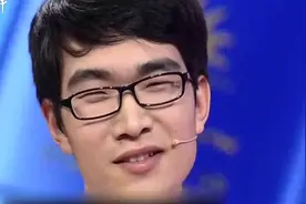 和护士男友恋爱现场痛斥男友没有男子气概，面膜敷的比自己都多