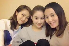 吴克群暗讽何超莲？友开炮：他都利用对方炒新闻图片