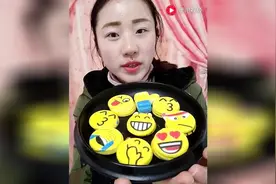 表情包巧克力，甜甜的特别好吃，可爱极了视频封面