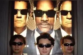 朋友圈的照片是怎么拍出来的，看完你没有笑，是我的错。图片