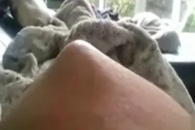 实拍胎儿踢撞妈妈肚子 动作幅度大的惊人！视频封面