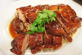 鸭子别怕，小船说翻就让它翻吧图片