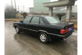 中国第一款国产官车，红旗明仕其实抄袭奥迪100图片