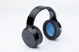 VR 好拍档！Ossic X 耳机计出真 3D 音效图片