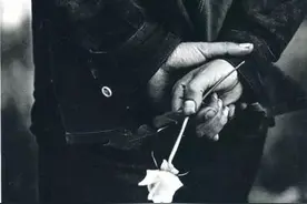 突然一发不可收拾的想一个人怎么办图片