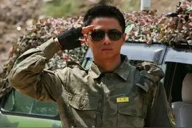 “老A”段奕宏：十年配角，为戏为奴，低调的像路人甲的影帝图片