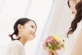 这些生肖妈妈命中注定有个贴心小棉袄图片