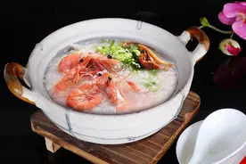 一锅不可煲百汤 选对锅 才能煲好汤 广式靓汤很讲究图片