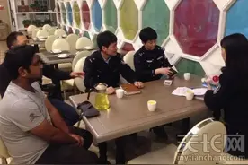 印度人来天长市做印度飞饼却被遣返,怎么啦图片