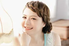 唯美花环式盘发发型教程图解图片