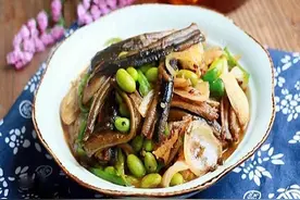 快炒鳝鱼丝，肉嫩味美，营养价值甚高，吃货们赶紧get吧图片