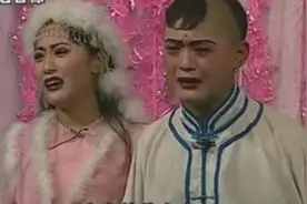 丫蛋老公王金龙与姐姐王金凤《十跪母重恩》感人肺腑，感动观众视频封面
