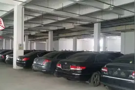 我省国企公车改革启动，严控公务用车数量，预计可减少公车千余台图片