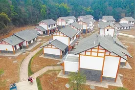 今年底 成都116个贫困村7.68万贫困人口将全部脱贫图片