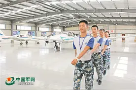 看过来！空军青少年航校今年招生有什么政策图片