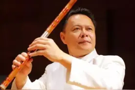 著名笛箫演奏家谭炎健：琼海椰林深处走出的国乐大师图片