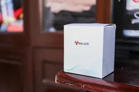 公牛“神奇魔方”迷你排插 小并稳定安全实用图片