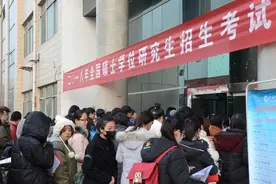 考研热的真相：高等教育普及时代的唯学历问题图片