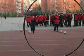 石家庄市44中举办校园体育节图片