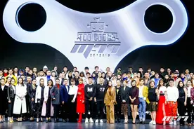 黄晓明张帅创立男装品牌亮相 红毯星光云集图片