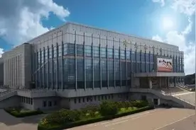 「回眸新河北」1992年12月30日总投资1亿元的石家庄市中山体育馆和金鼎公寓奠基图片