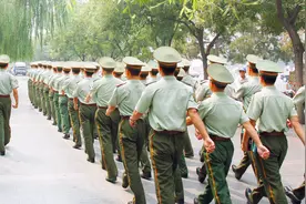 武警部队为什么要归中央军委统一领导？视频封面