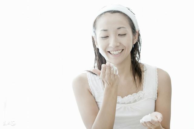 文琳课堂：氨基酸洗面奶是什么洗面奶？