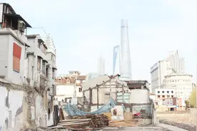 上海楼市新政：想靠拆迁一夜暴富？没门！一张房产证配一套房子！视频封面